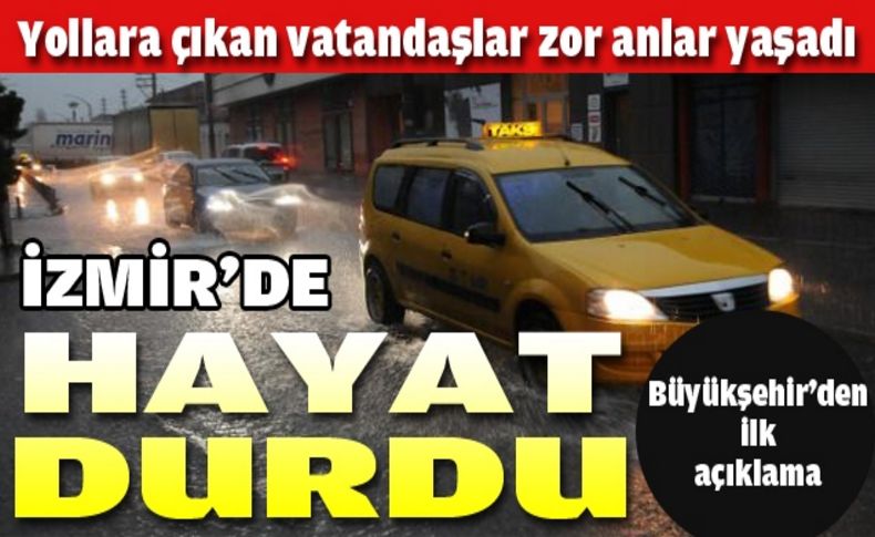 İzmir güne sağanak yağmurla uyandı