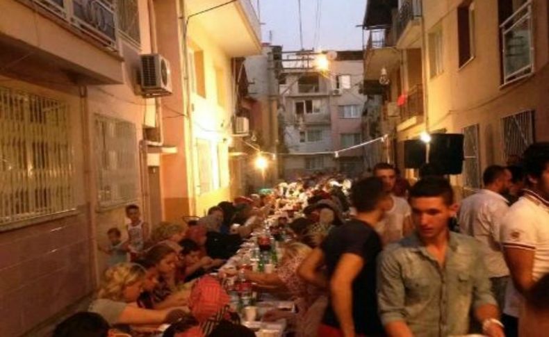 İzmir'de 750 kişilik kardeşlik iftarı