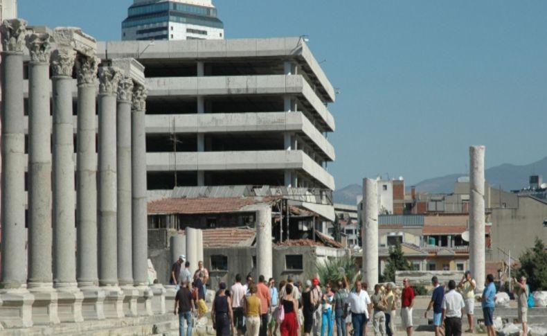 İzmir'in müzeleri boş ve yalnız