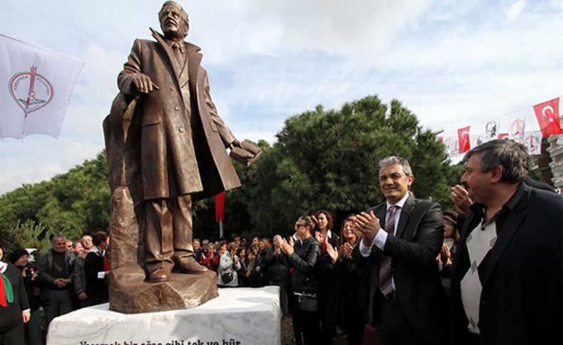 Karşıyaka Nazım Hikmet’i anacak