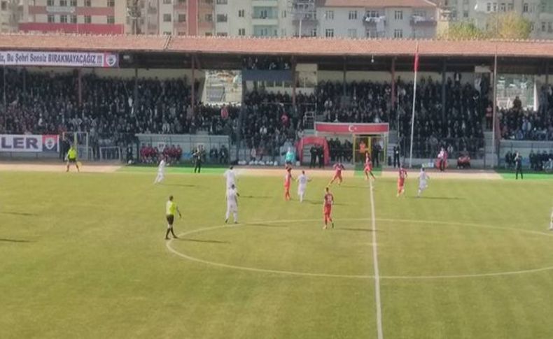 Kaf-Kaf Niğde'den eli boş döndü: 2-0