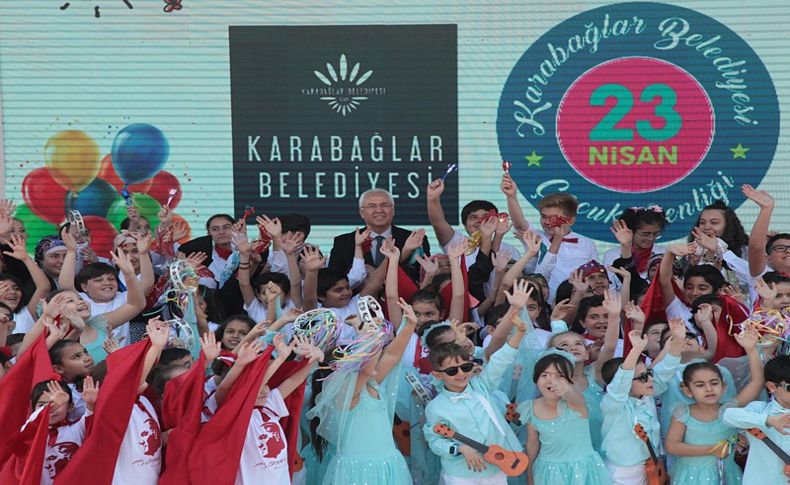 Başkan Selvitopu'ndan çocuklara 23 Nisan çağrısı!