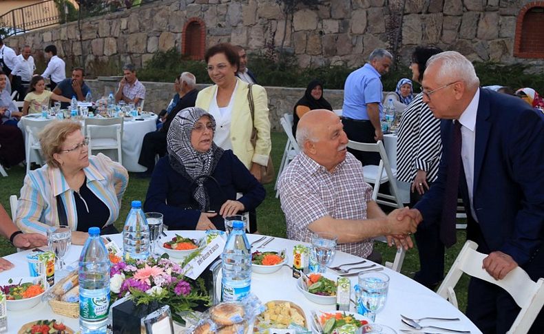 Karabağlar’da birlik ve beraberlik iftarı