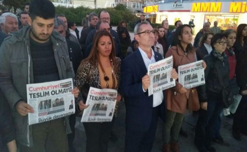 Karabağlar'da 'Cumhuriyet' operasyonuna tepki