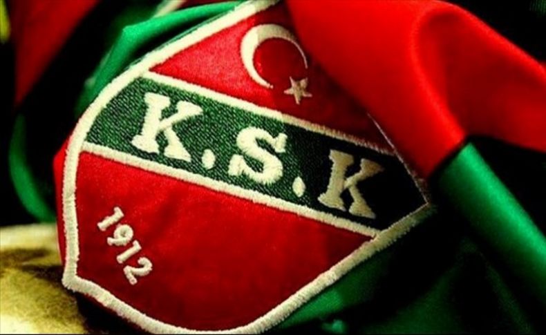 Karşıyaka 5 futbolcusuyla yeniden anlaştı