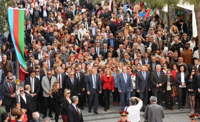 Karşıyaka dünya çocukları ile şenlendi