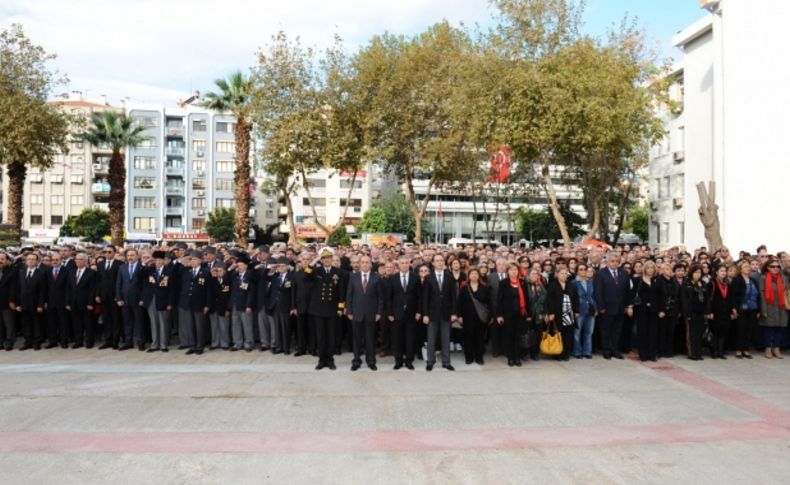 Karşıyaka’da anma törenine coşkulu katılım