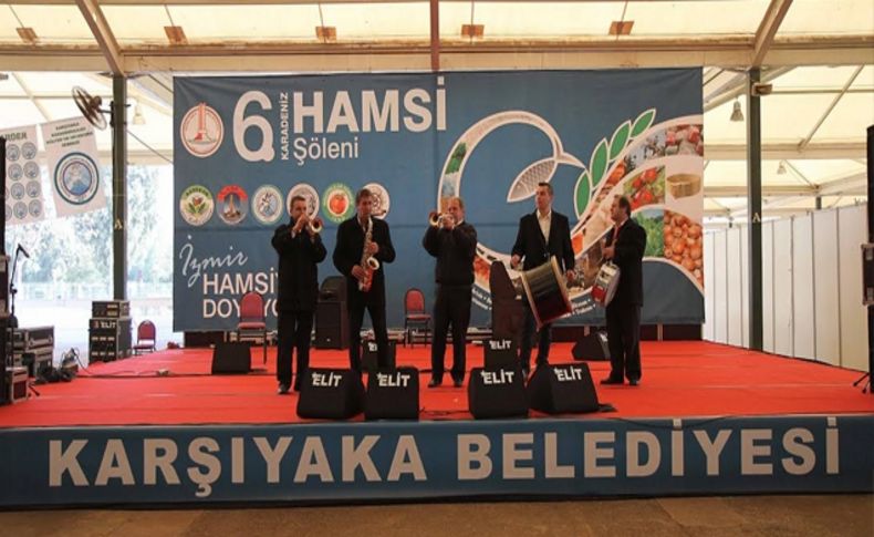 Karşıyaka'da hamsi şöleni başladı