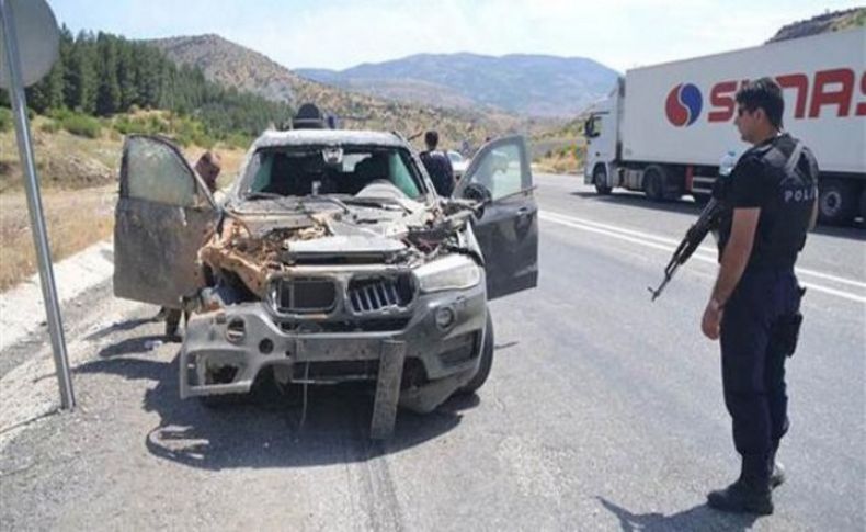 Kaymakamın aracına bombalı tuzak