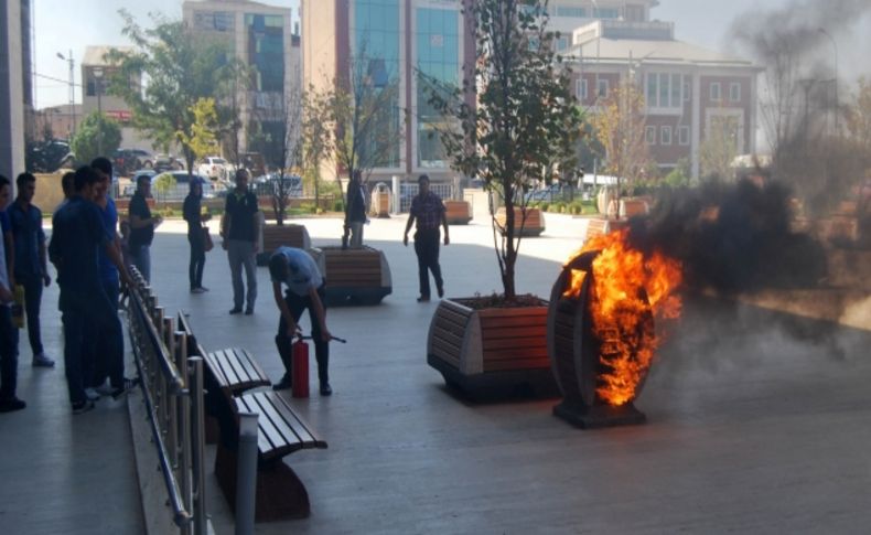 Kaymakamlığın yangın tüpleri boş çıktı (Özel)