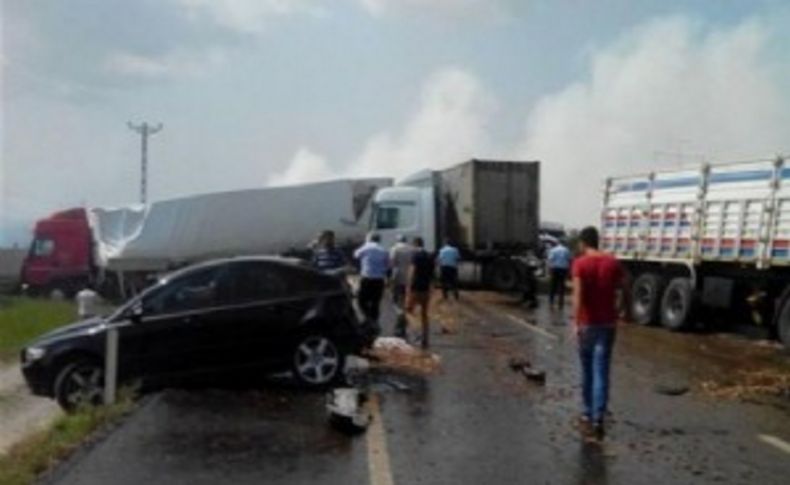 Zincirleme kaza: Çok sayıda ölü, yaralı var