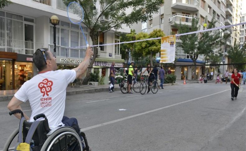 İzmir'de otomobilsiz kent günü: Bir günlüğüne de olsa...