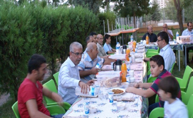 Kilis Mehmet Döğme Koleji'nde vefa iftarı düzenlendi