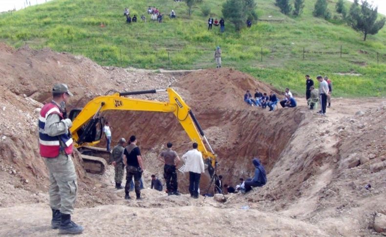 Kızıltepe'de 'failli meçhul cinayetler' kapsamında kazı yapılıyor