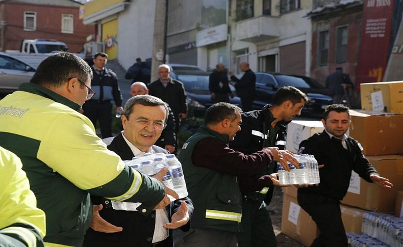 Konak'ın yardım tırı Elazığ’a yola çıktı