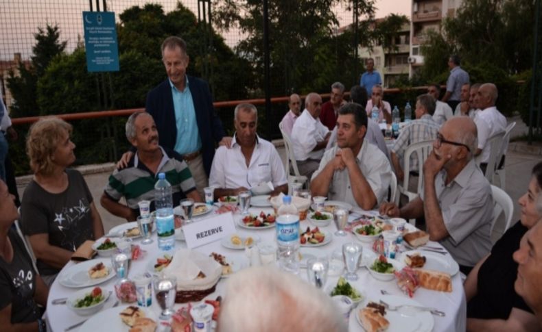 Konak ve Karabağlar'da Hüseyin Aslan'a tam destek