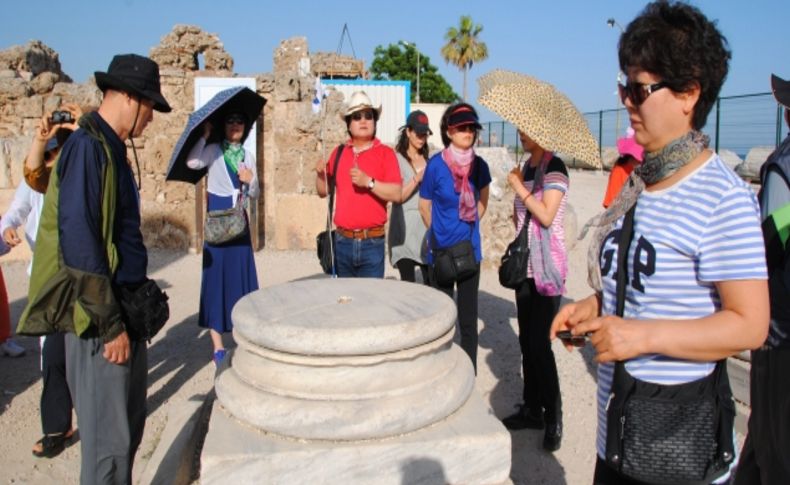 Koreliler, arkeoloji turizminde Efes'ten sonra Side'yi tercih ediyor