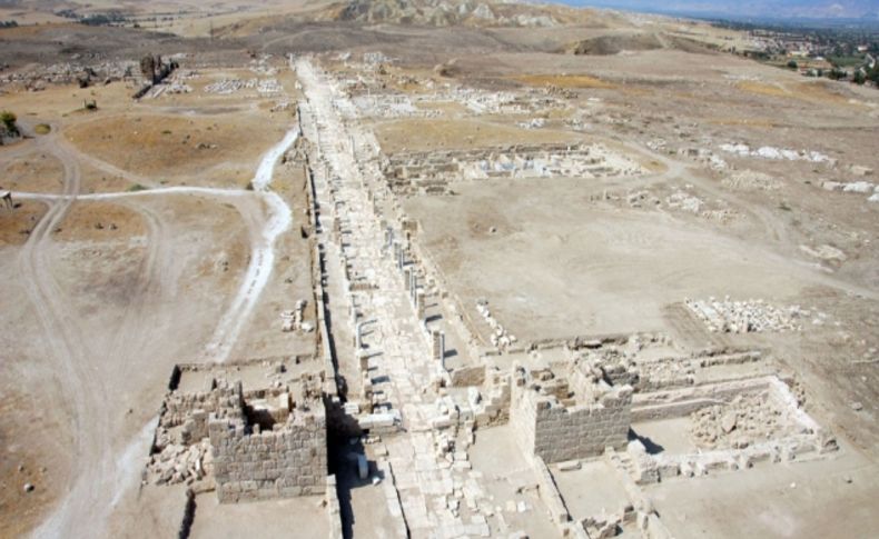 Laodikya UNESCO Dünya Mirası Geçici Listesi'ne alındı (Özel)