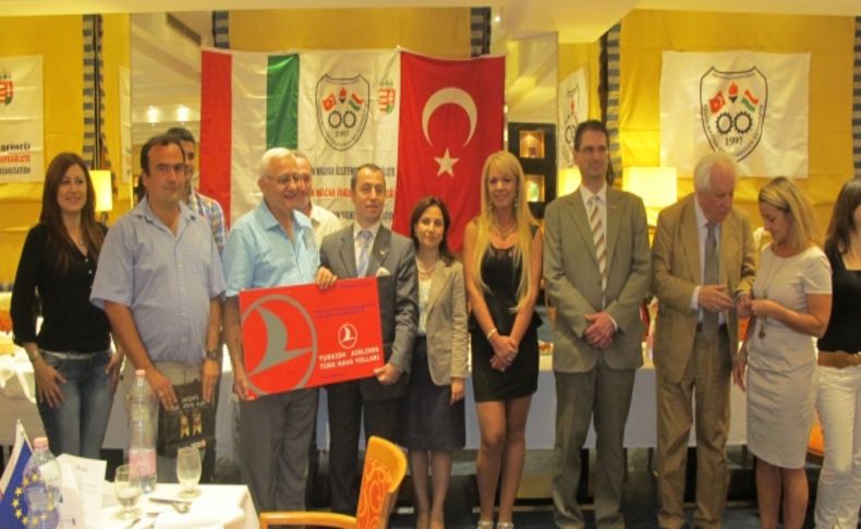 Macaristan'ın farklı renkleri TÜMİŞAD iftarında buluştu