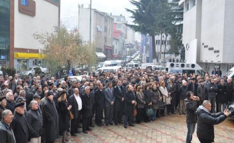 Maden Şirketi Yilbaşi Hediyesi Gönderdi, Çevreciler Tepki Eylemi Düzenledi