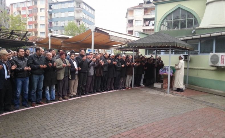 Maganda kurşunuyla ölen kadın toprağa verildi