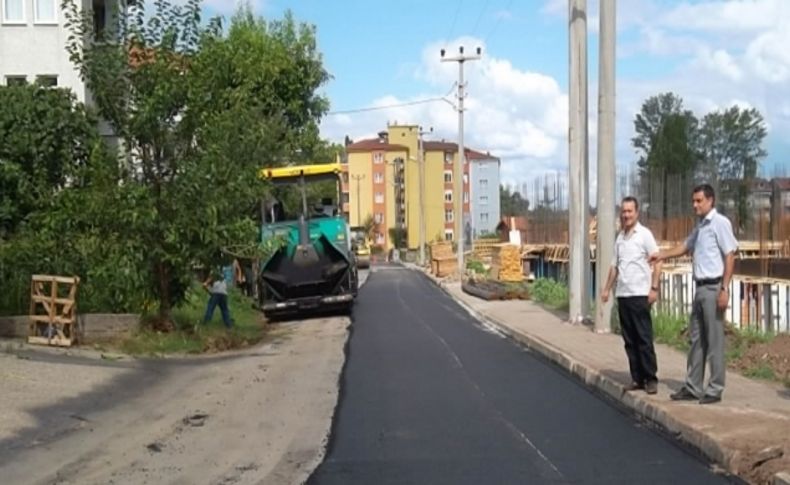 Mahallelerde asfaltlama çalışmaları devam ediyor