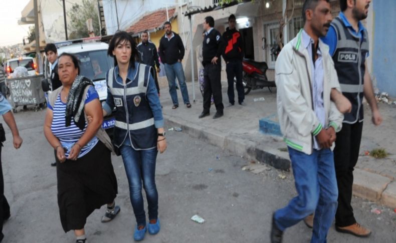 Mahalleye şafak baskını, çocuklara oyuncak