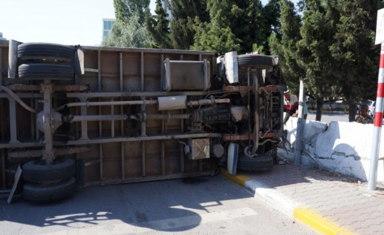 Maltepe’de trafik kazası: 3 yaralı