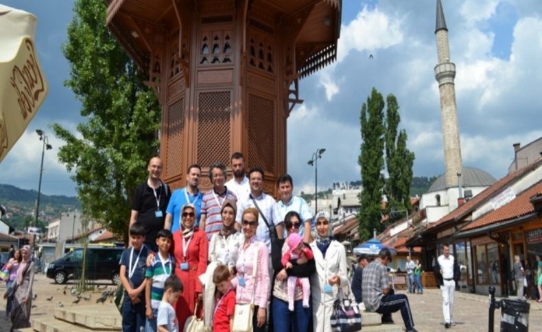 Mehmet Döğme Koleji velileri Bosna Hersek'e çıkarma yaptı