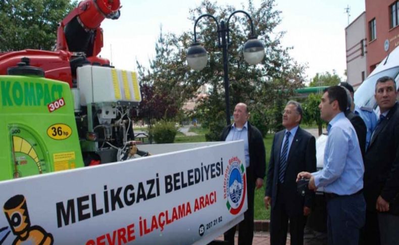 Melikgazi Belediyesi hizmet araçlarını yeniliyor