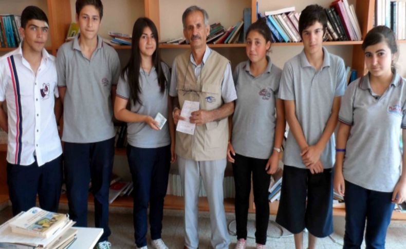 Mersin'de meslek lisesi öğrencileri 4 Afrikalıya ışık oldu