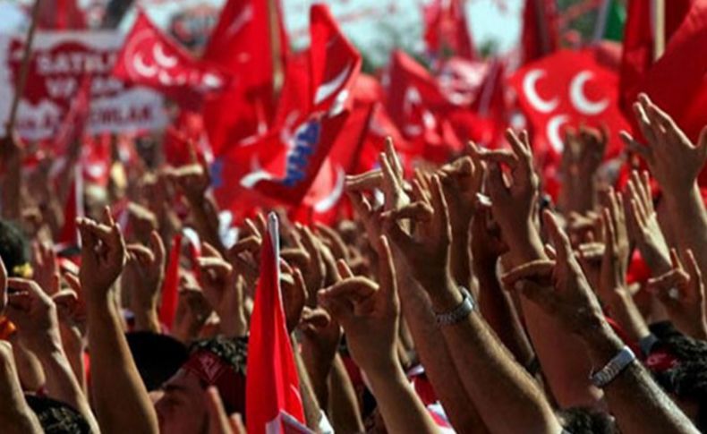 MHP’nin ihraç dosyaları kapı kapı geziyor