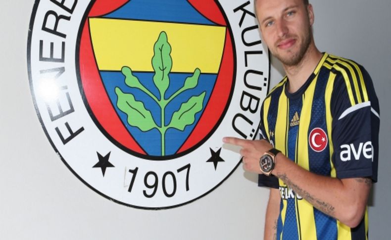 Michal Kadlec’e imza attıran Fenerbahçe'den Rudi Voller'e teşekkür