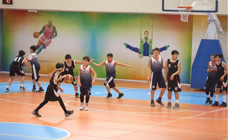 Minik basketbolcular Gaziemir’de ter dökecek