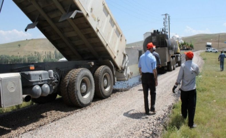 Muş Özel İdaresi, asfalt sezonunu başlattı