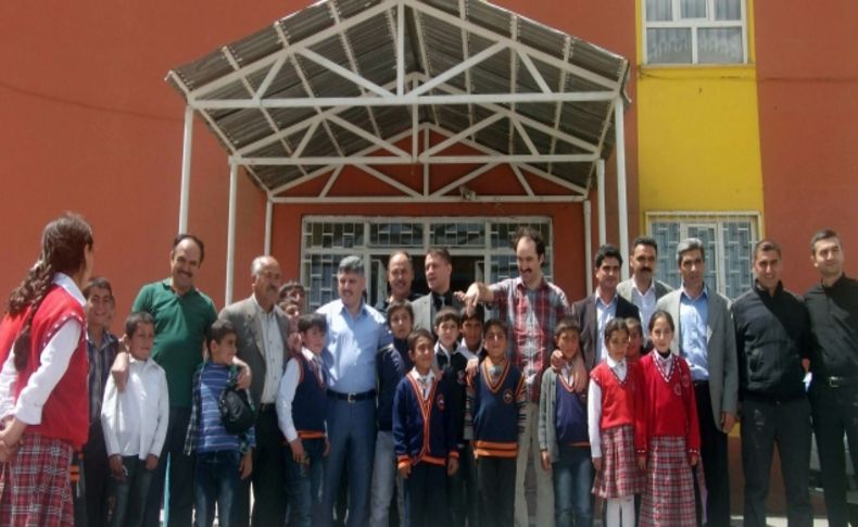 Nazilli Körfez Dershanesi'nden Tatvan’a gönül köprüsü