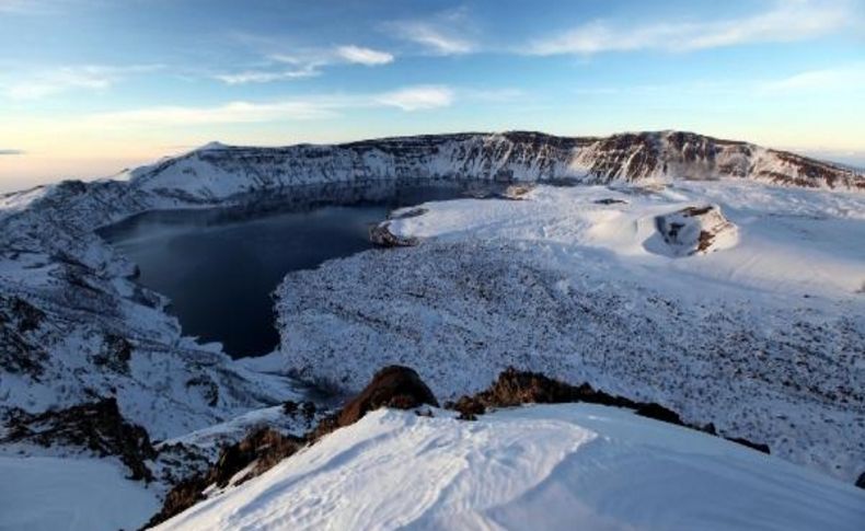 Nemrut Her Mevsim Güzel