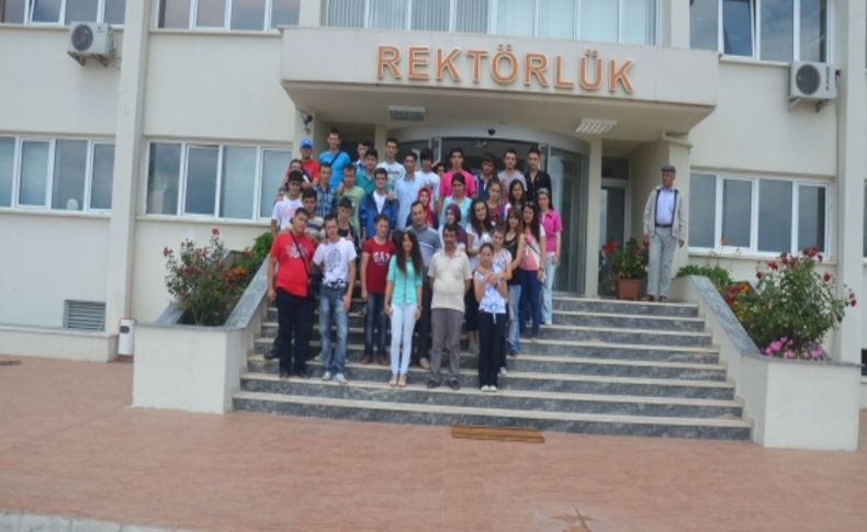 Öğrenciler, LYS öncesi Sinop Üniversitesi'ni gezdi