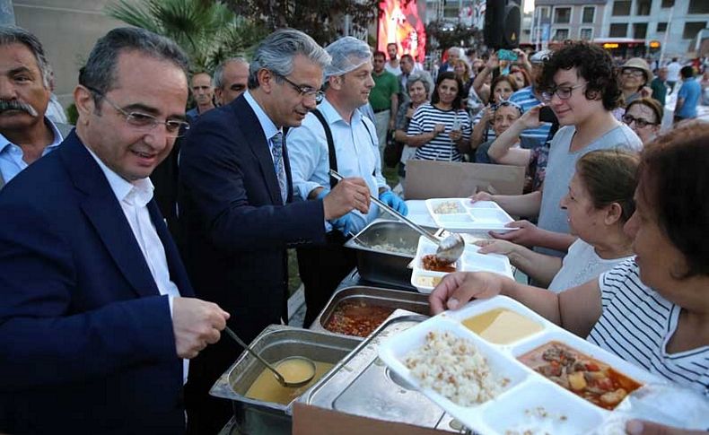 Örnekköy’de 2 bin kişilik iftar sofrası