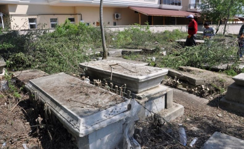 Osmanlı’ya sığınan Yahudilerin mezarlığı temizleniyor