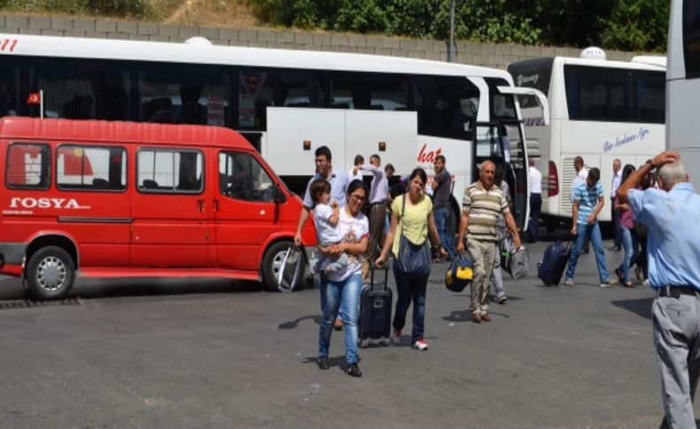 Otobüslerde bayram bileti tükendi (Özel)