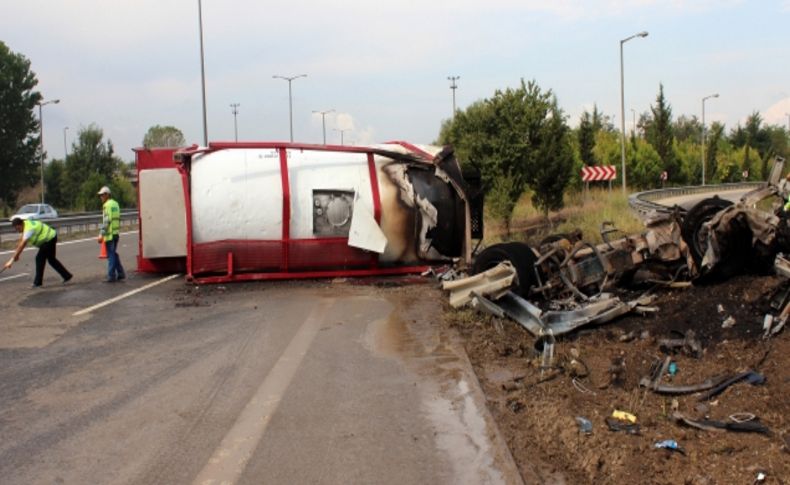 Parçalanan, alev alan tankerden hafif yaralı kurtuldu