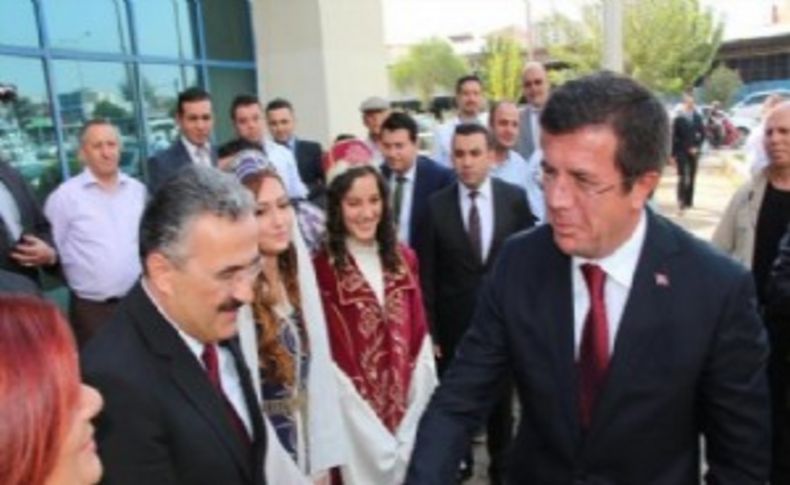 Bakan Zeybekci'den 'Expo Ege' teklifi