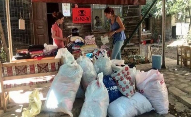 Katliama uğrayan gençler, yardım ve oyuncak götürüyordu