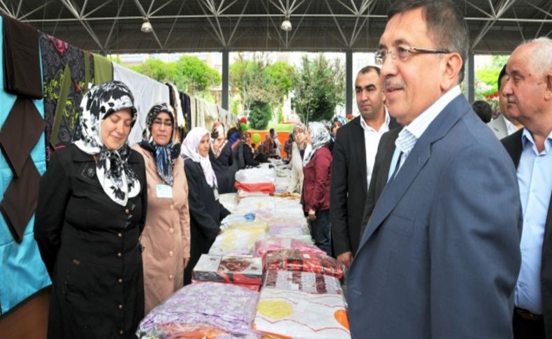 Pursaklar'da öğrenciler için kermes düzenlendi