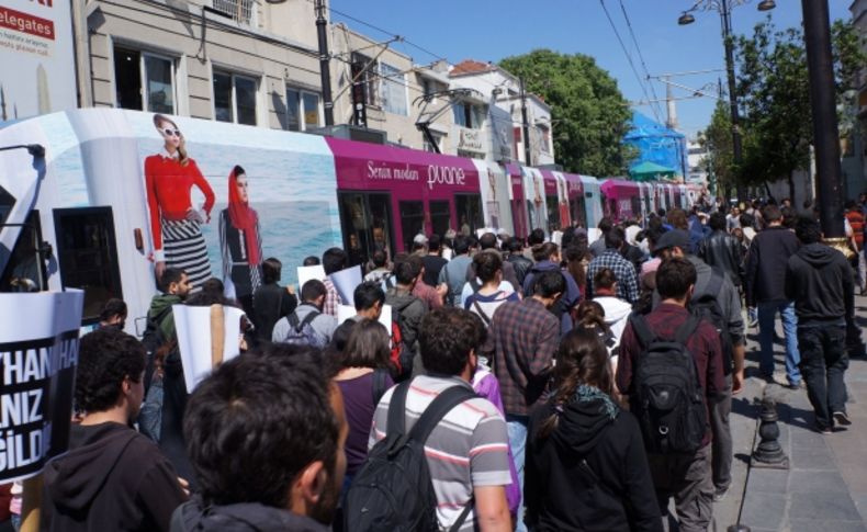 Reyhanlı protestosu için Beyazıt'tan Beşiktaş'a yürüdüler