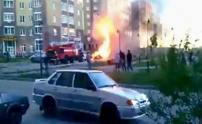 Rusya’da sahipsiz aracın patlaması yürekleri ağızlara getirdi