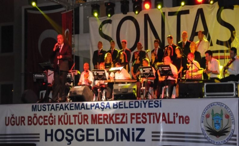 Sanat Grupları’ndan alkışlanacak performans