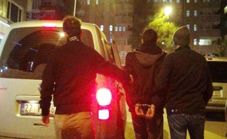 Şanliurfa'da Öğrenci Derneği'ne Baskin: 1 Gözalti