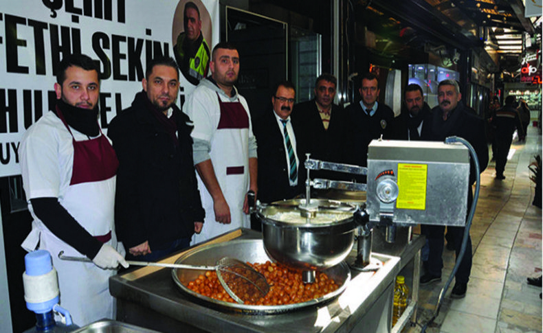 Şehit Fethi Sekin anısına lokma döktüler